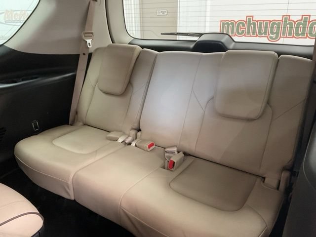 2022 Nissan Armada Utility 4D Platinum AWD - Image 27