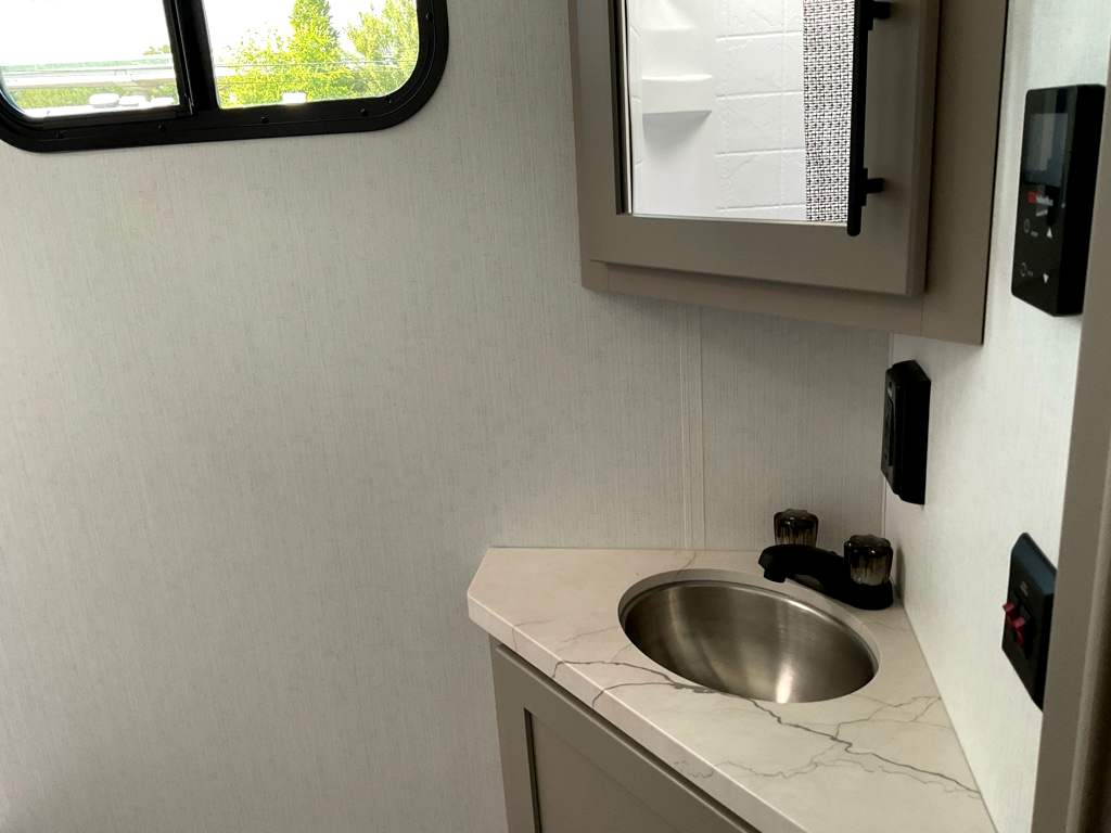 2026 KZ CONNECT CM231 BH - Image 14
