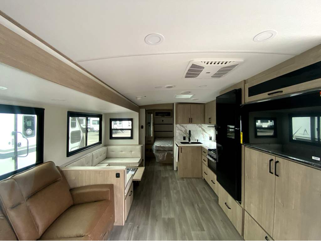 2026 GRAND DESIGN IMAGINE 2800BH - Image 12