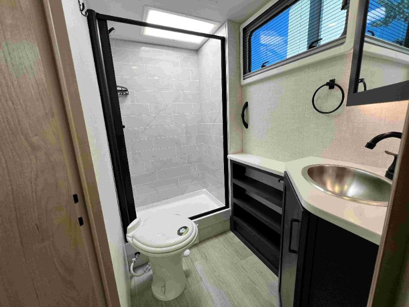 2026 Ember RV Overland Series 221MSL - Image 16