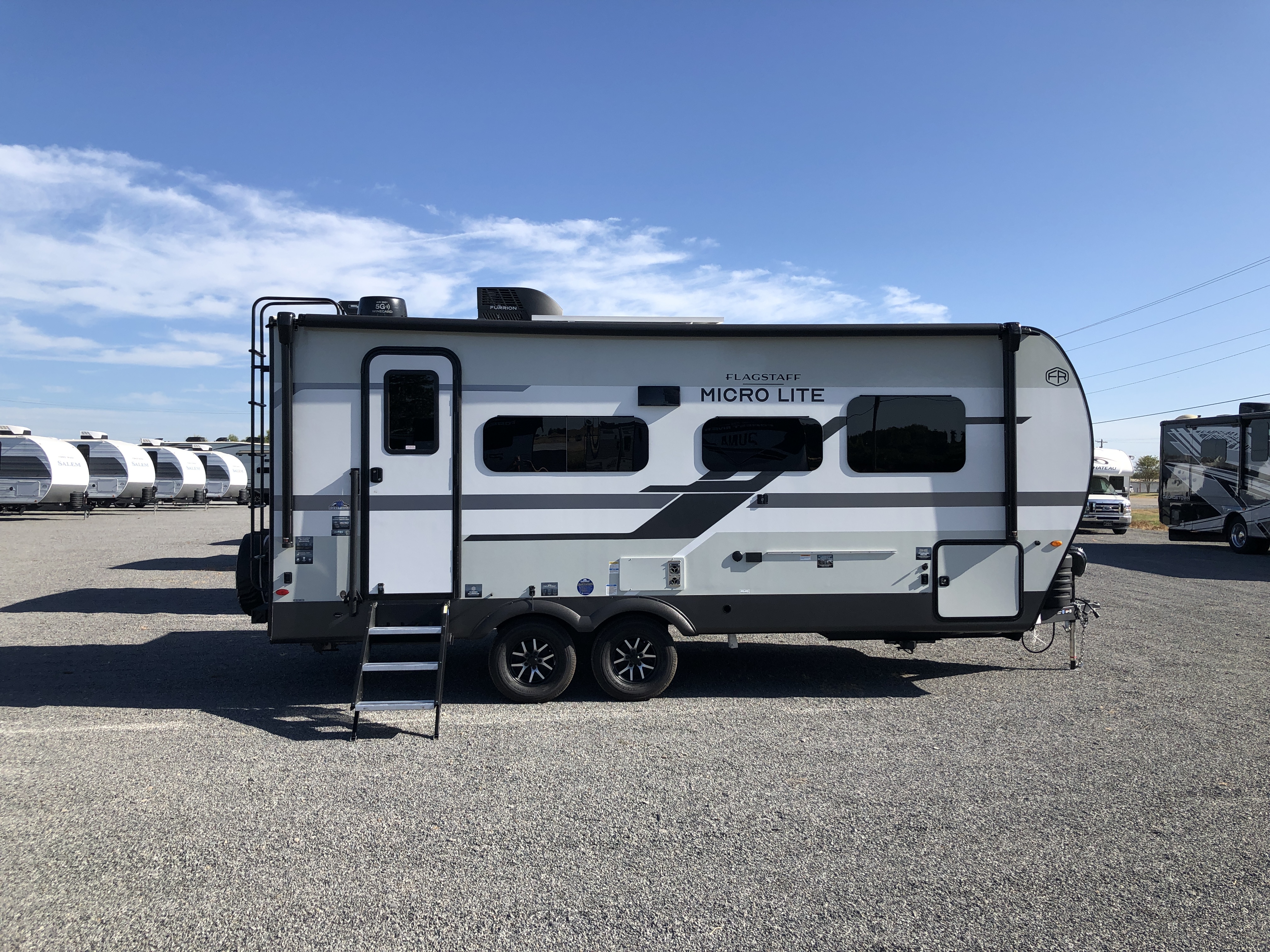 2027 Forest River Flagstaff Micro Lite 22FBS - Image 7