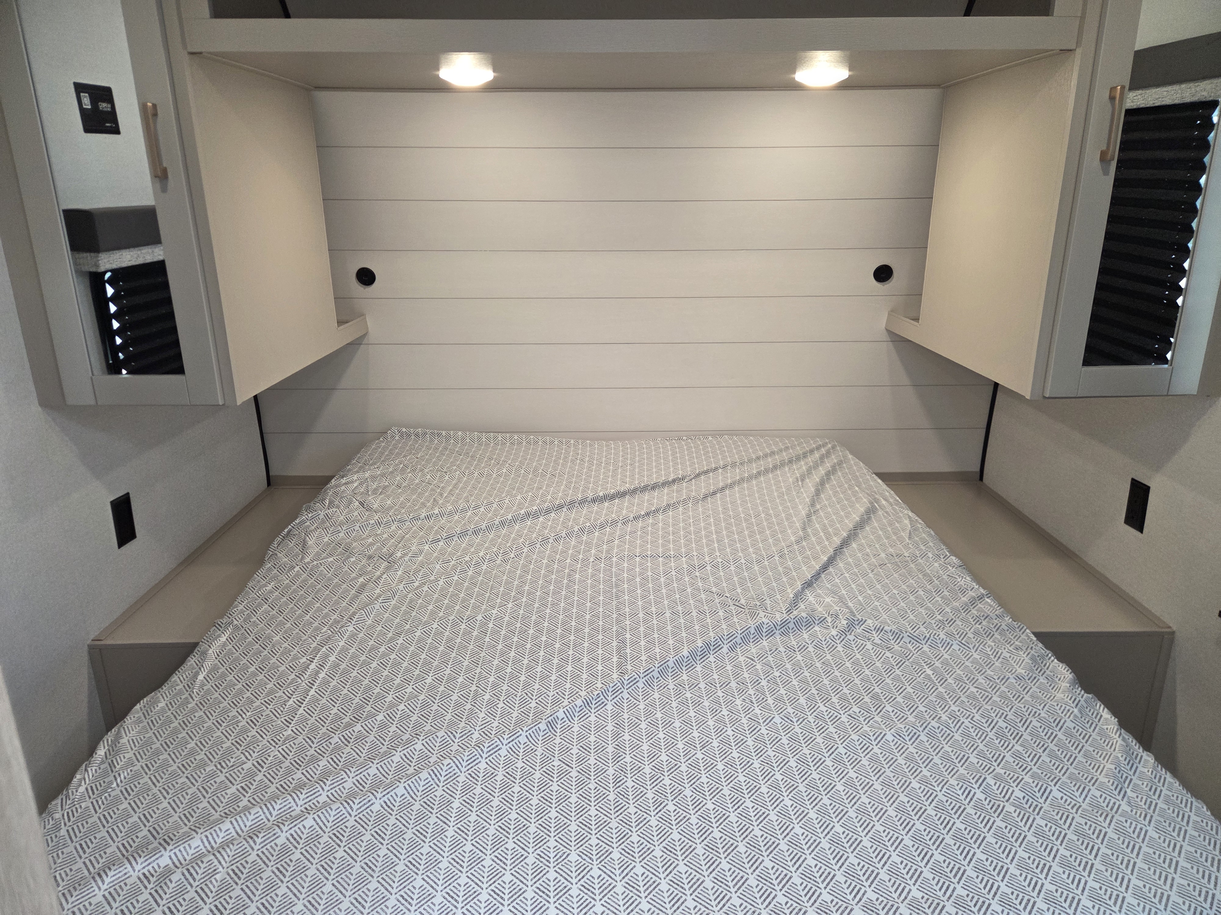 2027 Jayco Jay Flight SLX 262RLS - Image 19