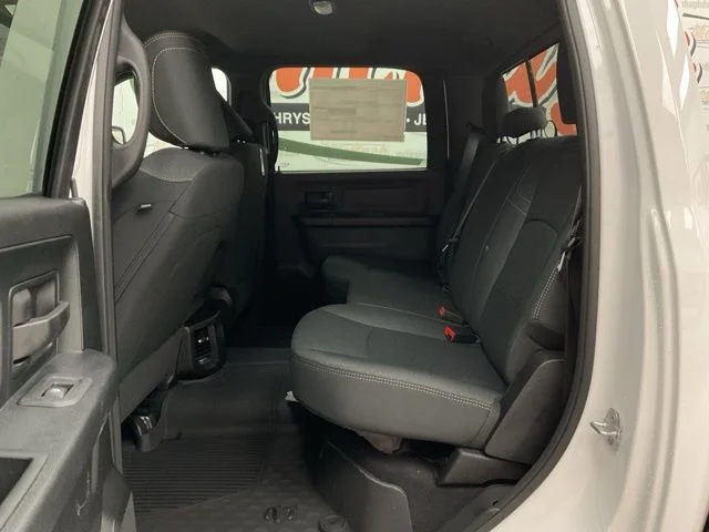 2026 Ram 2500 Big Horn 4x4 Crew Cab 6'4" Box - Image 25