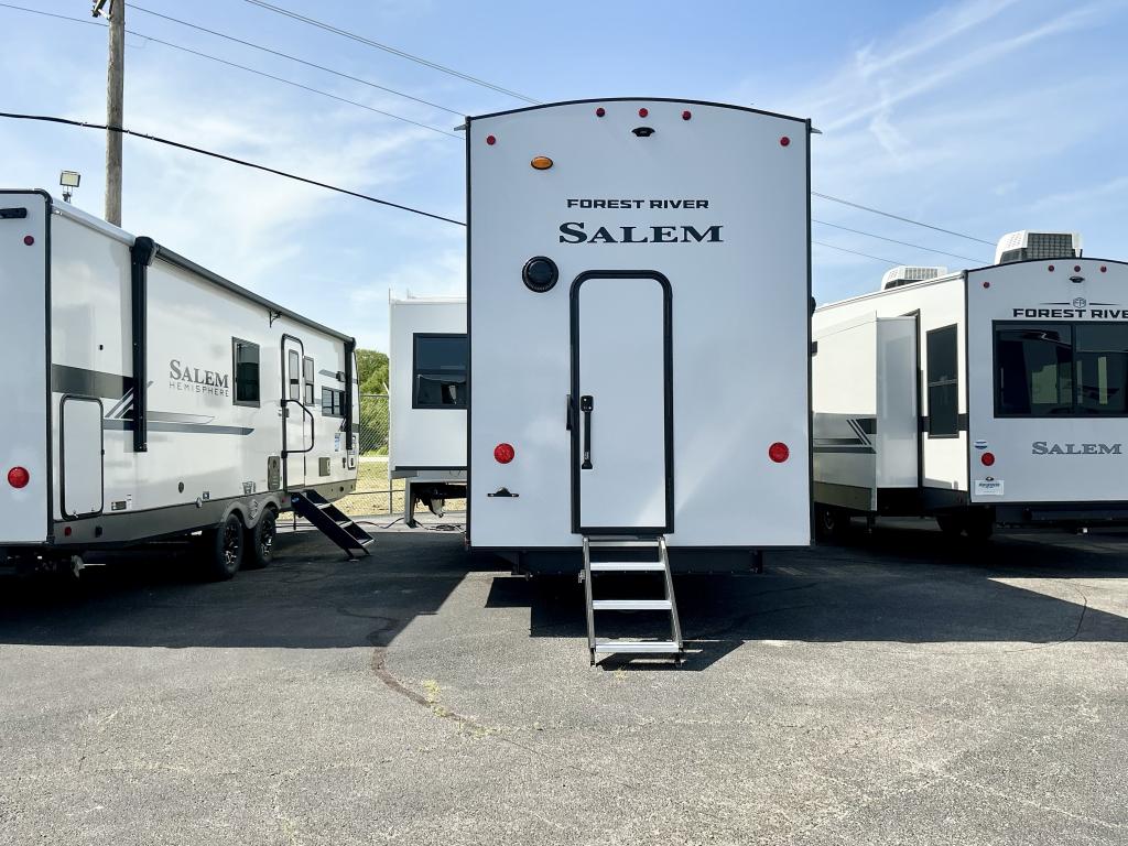 2027 FOREST RIVER 376FAM - Image 3