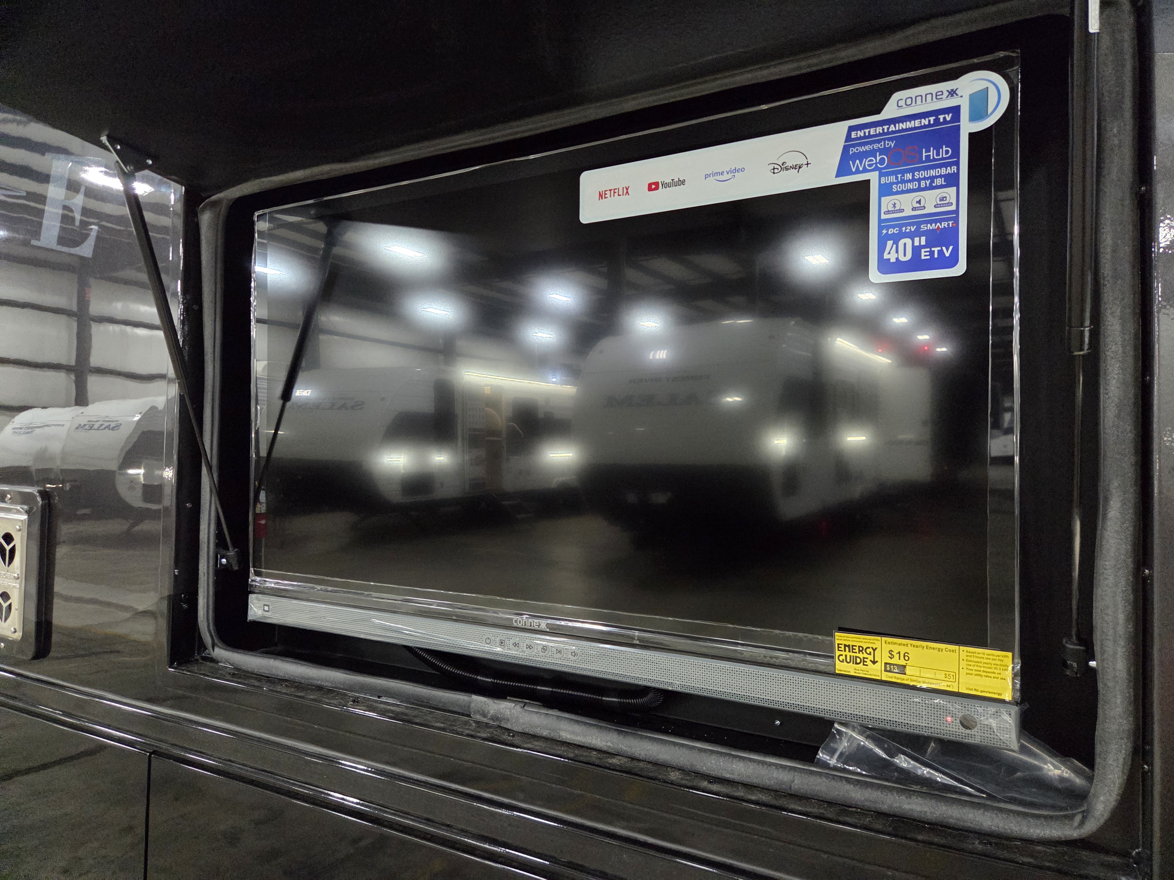 2026 Dynamax Europa 34SS - Image 2