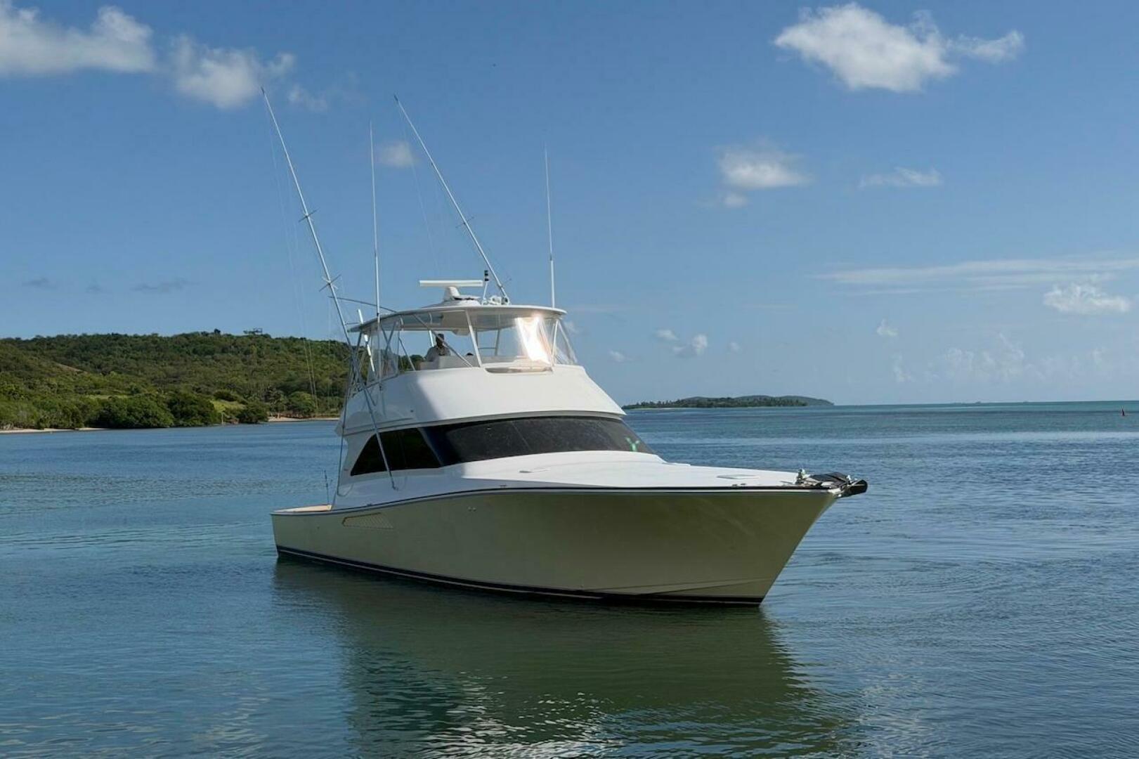 2004 Viking 56 Convertible - Image 3