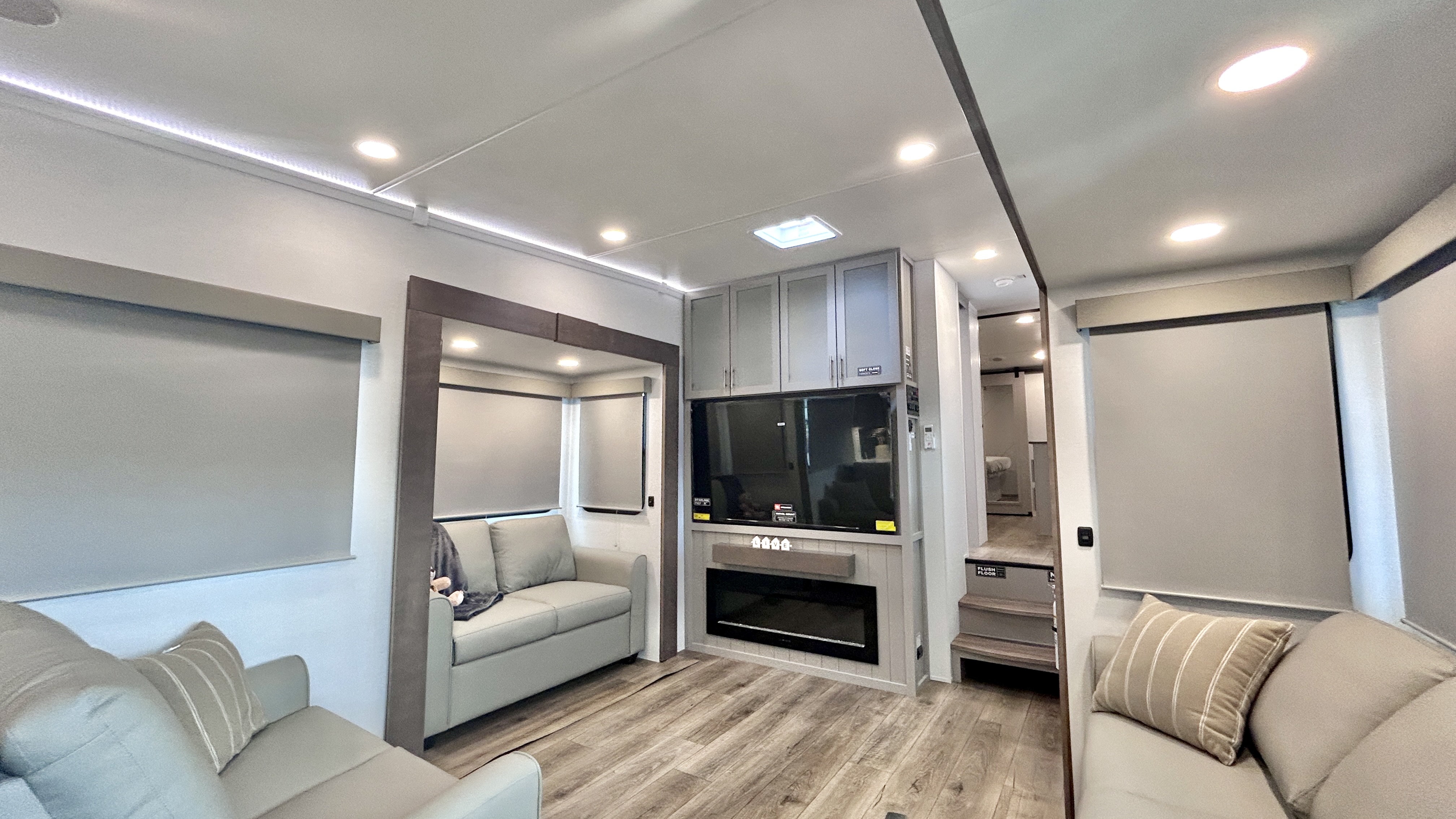 2026 Alliance RV Avenue 35RKS - Image 14