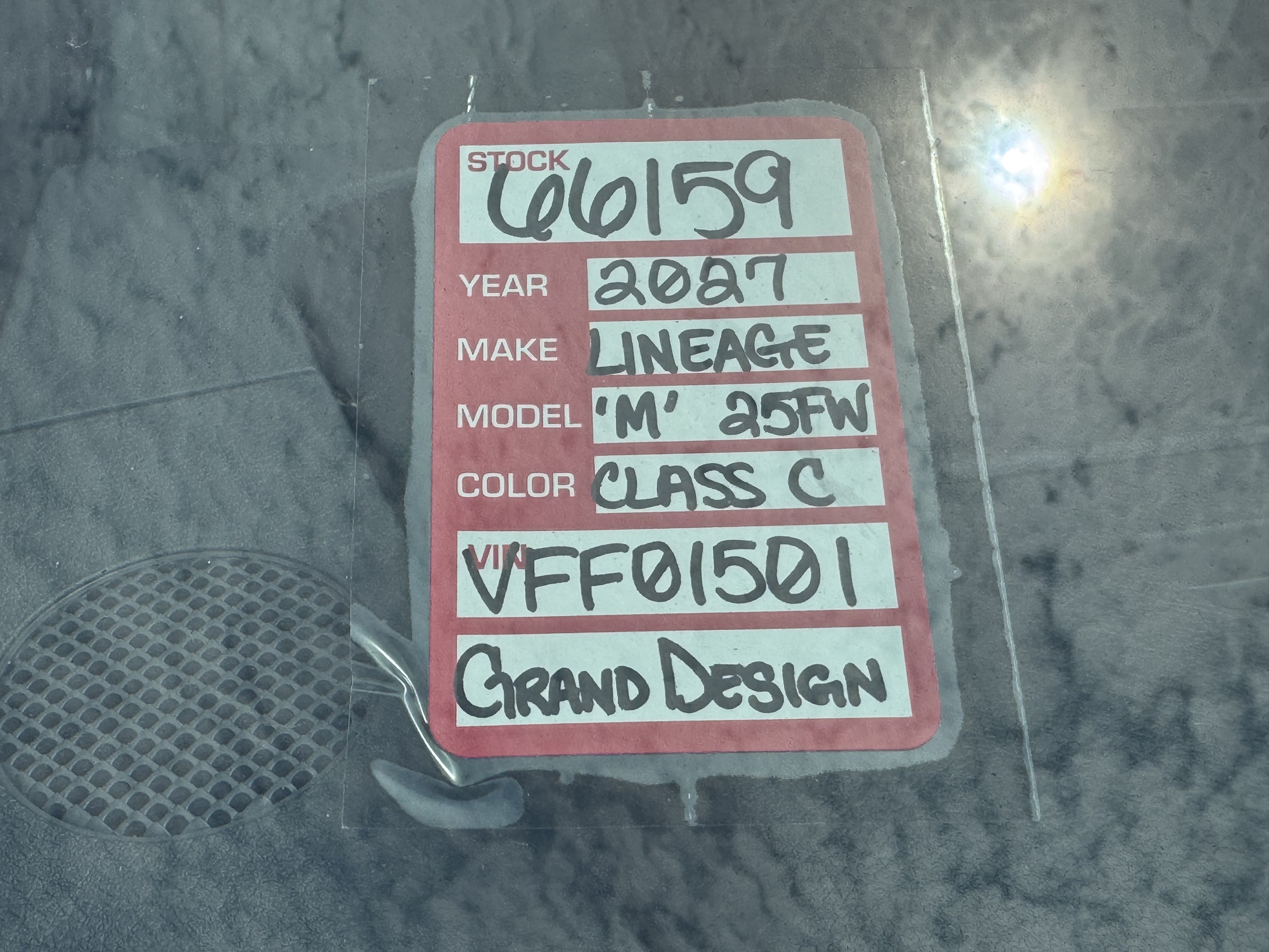 2027 Grand Design Lineage Series M 25FW - Image 9