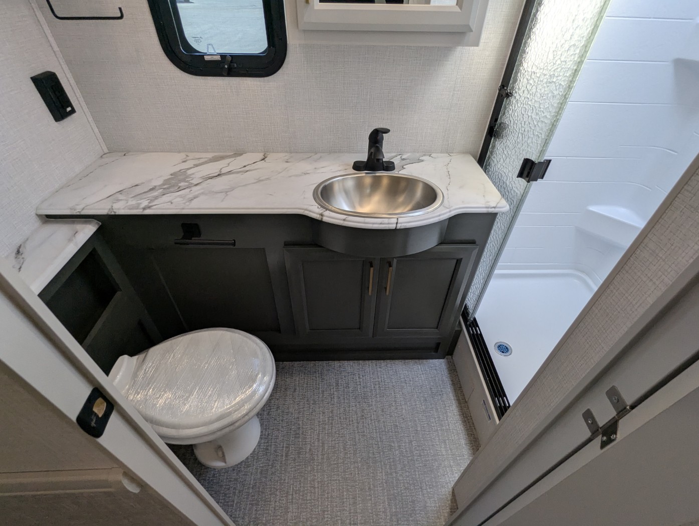2026 Holiday Rambler Admiral 34J - Image 28