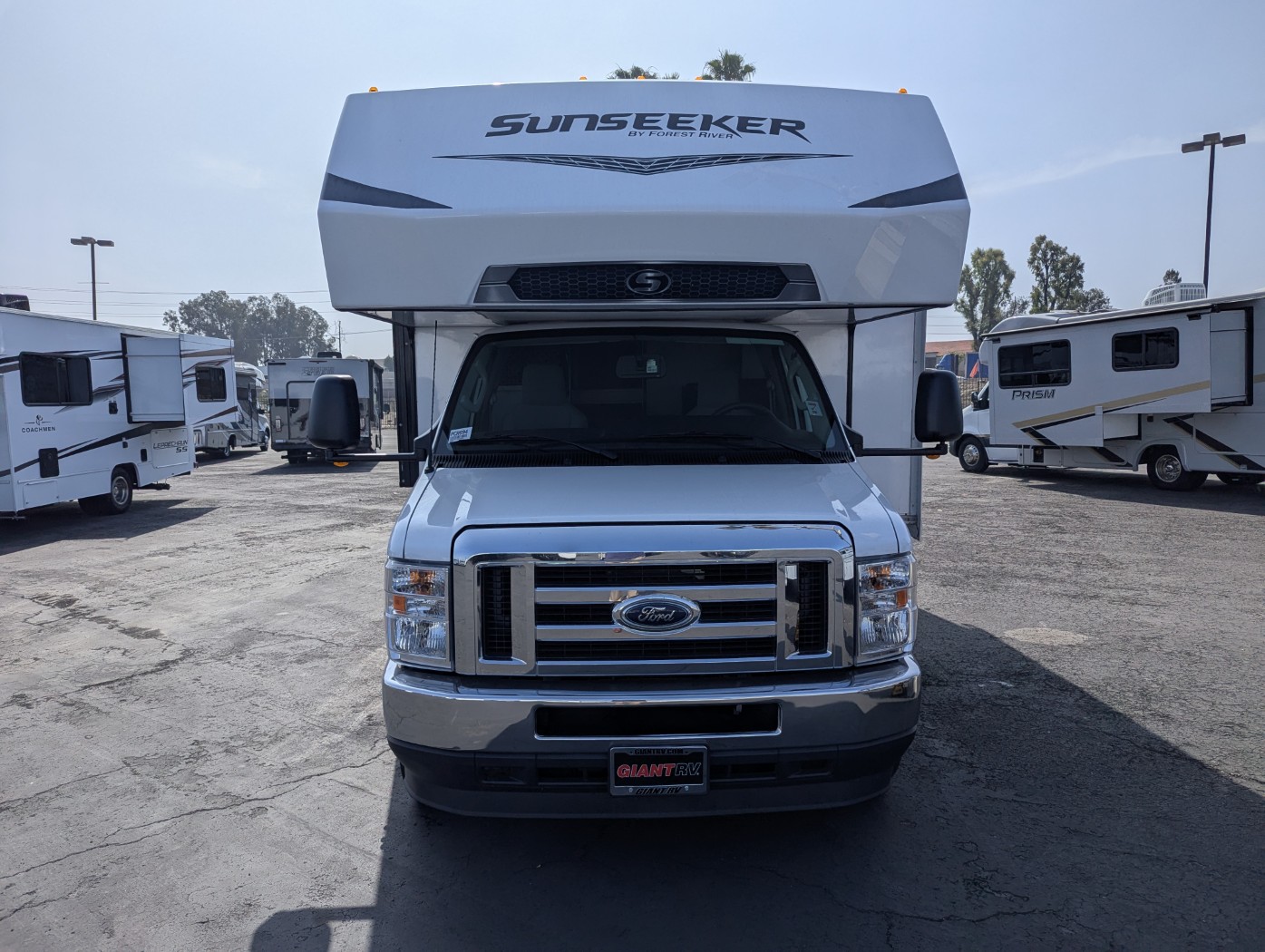 2024 Forest River Sunseeker 2850S LE - Image 2