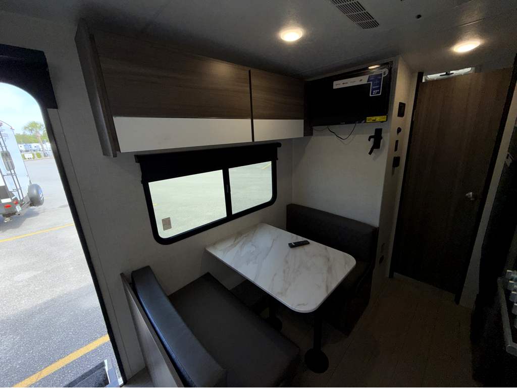 2024 VENTURE RV SONIC 190VRB - Image 12