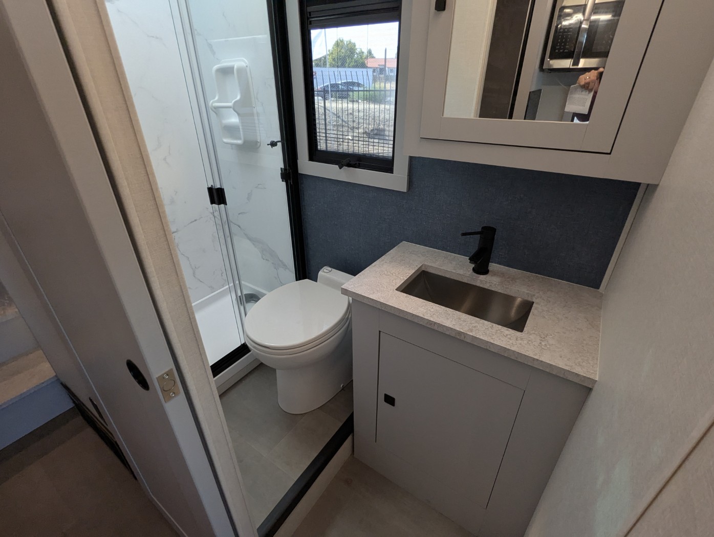 2026 Coachmen Euro 25TB - Image 18