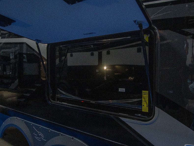 2026 Jayco Pinnacle 38FBRK - Image 2