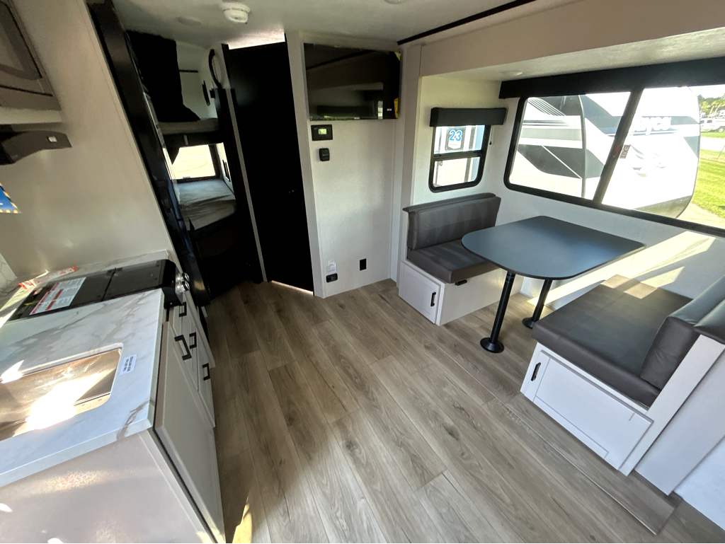 2026 JAYCO JAY FEATHER AIR 19MBS - Image 7