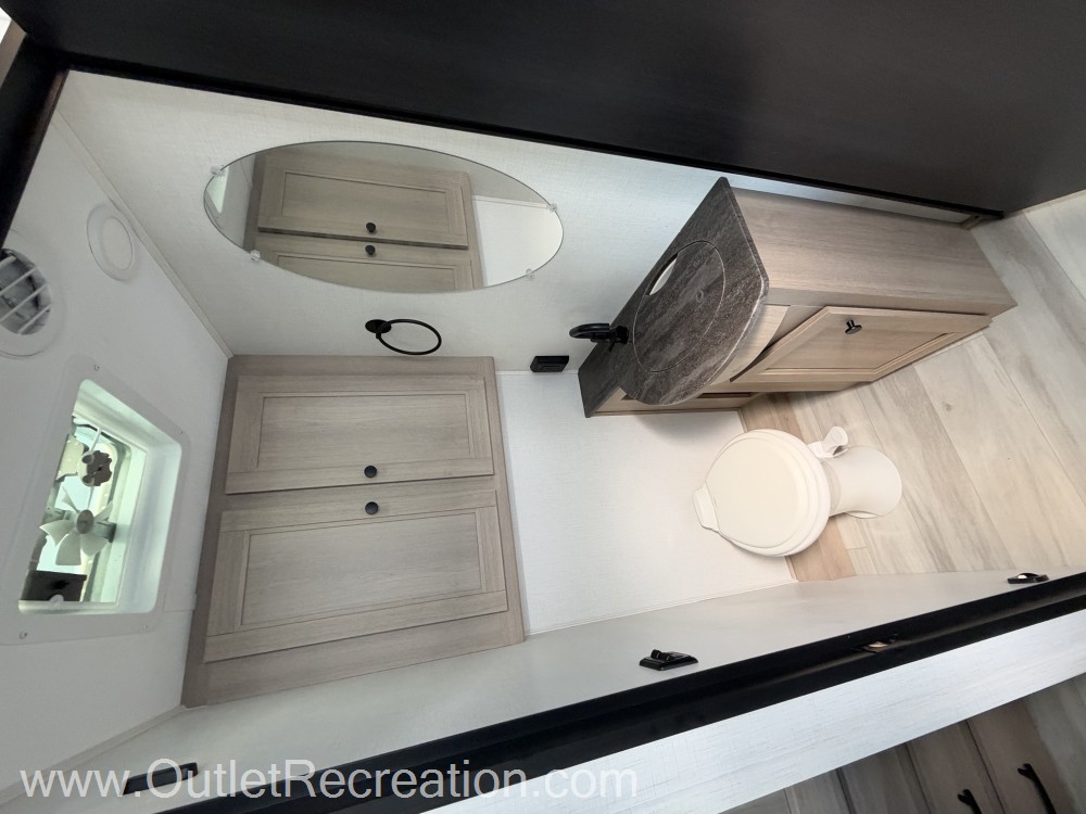 2025 Forest River Sunseeker 3010DS - Image 17