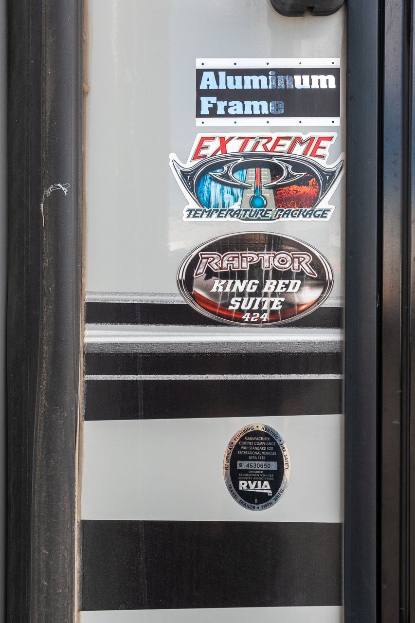 2017 Keystone Raptor 424TS - Image 59