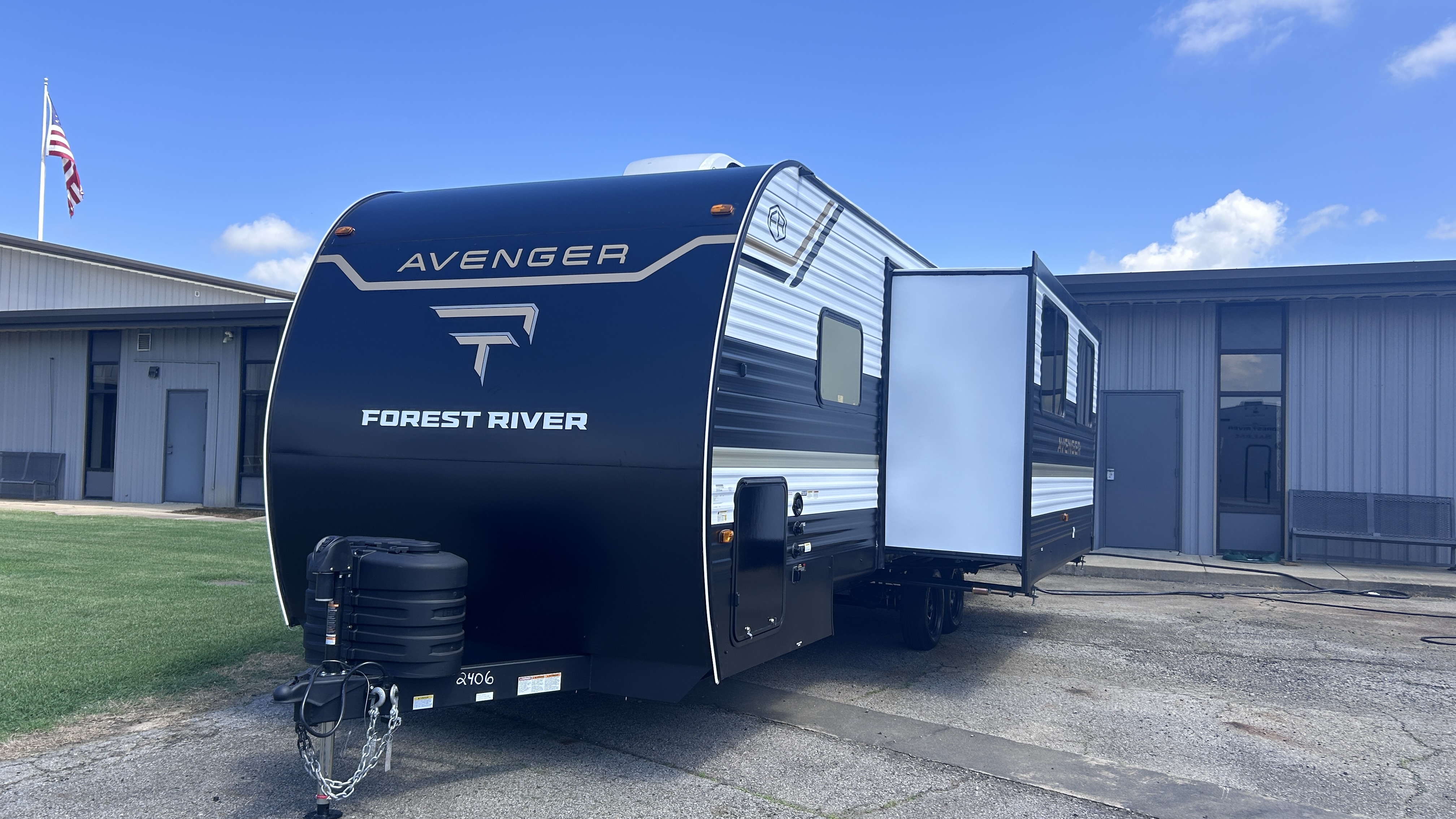 2026 Prime Time Avenger 25DBS - Image 4