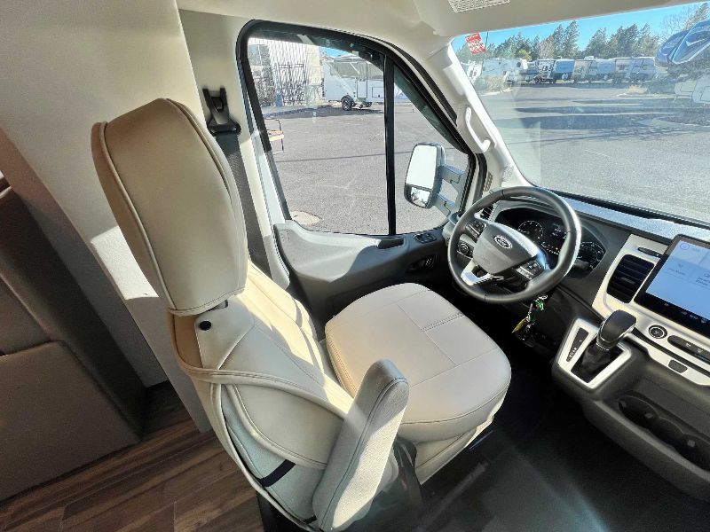2023 Thor Motor Coach Compass RUV 23TW - Image 6