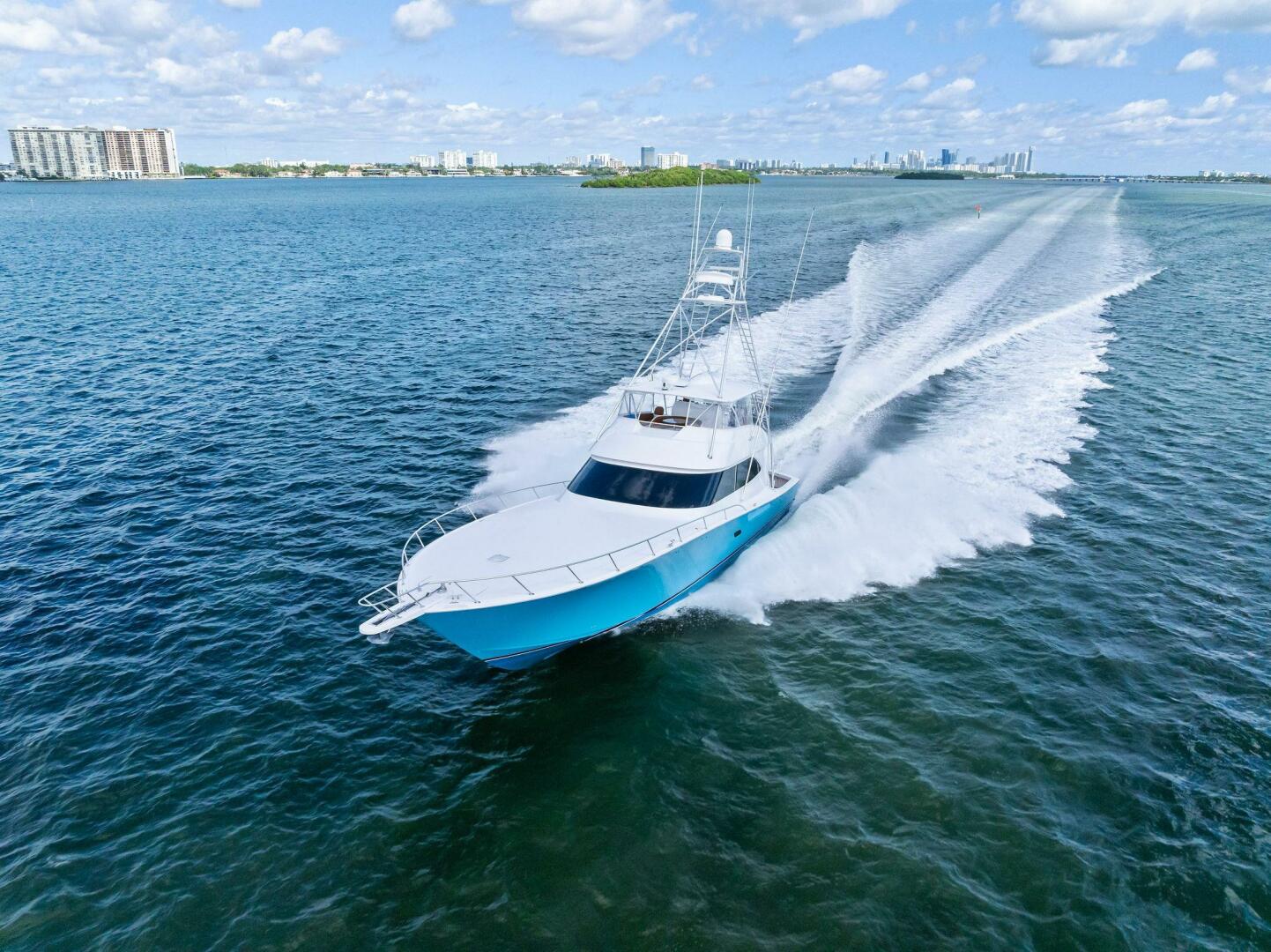 2012 Viking 82 Convertible - Image 115
