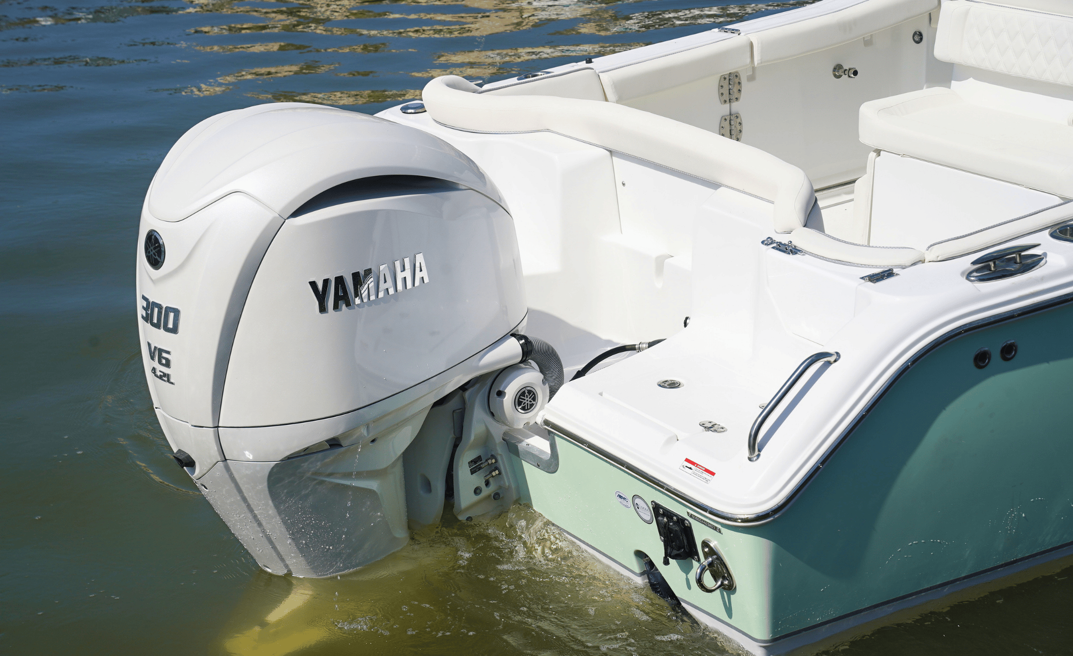 2027 SEA HUNT ULTRA 255SE - Image 9