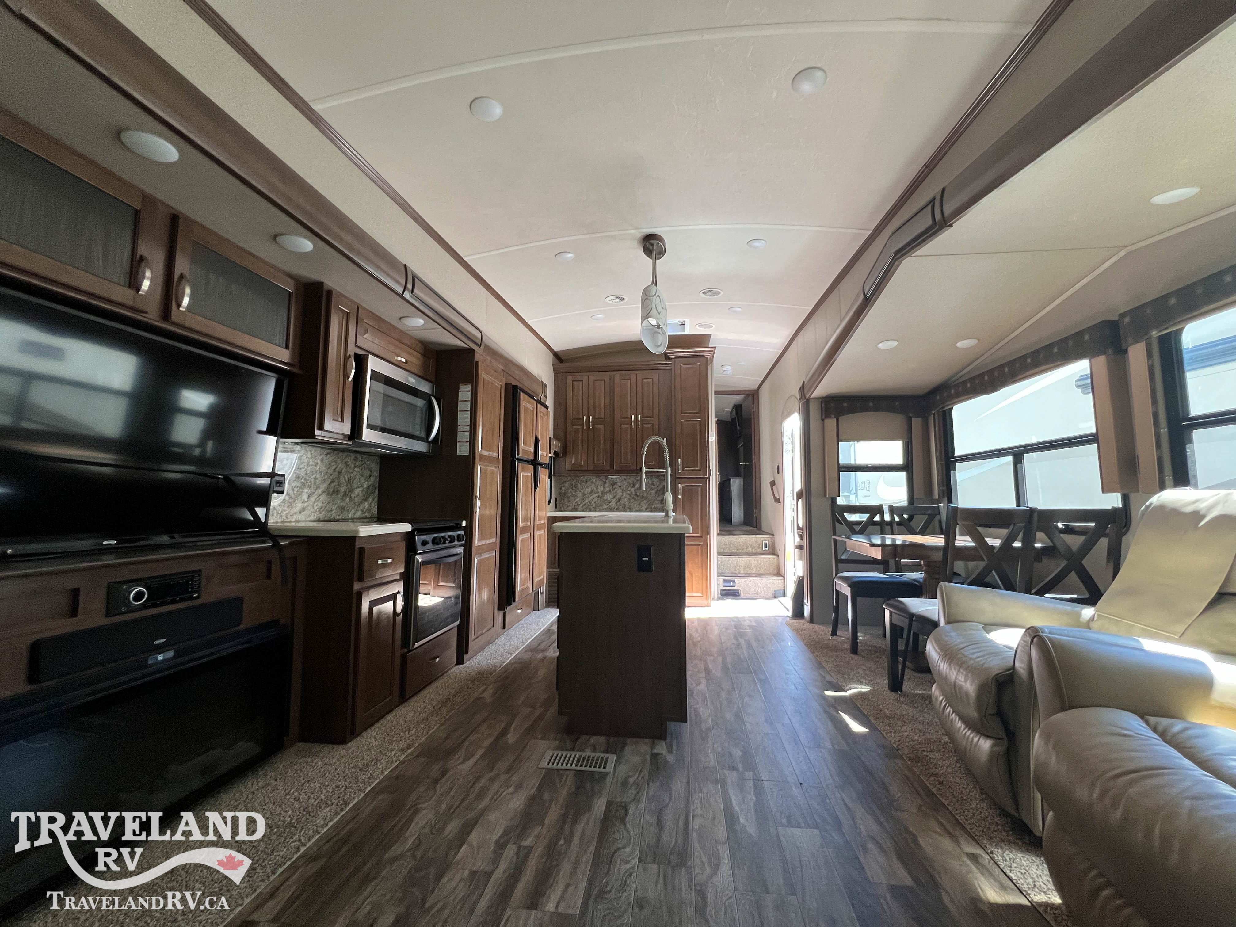2019 Forest River Cedar Creek Silverback 33IK - Image 3