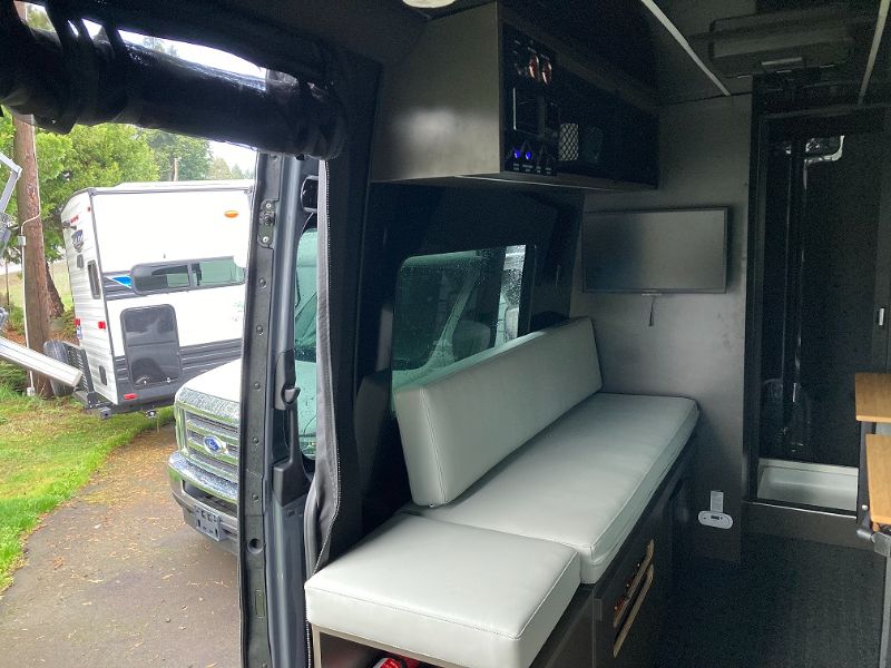 2025 27North Venture Van 170 - Image 15