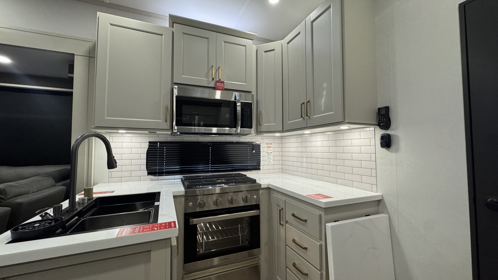 2026 Grand Design Influence 3904BH - Image 14