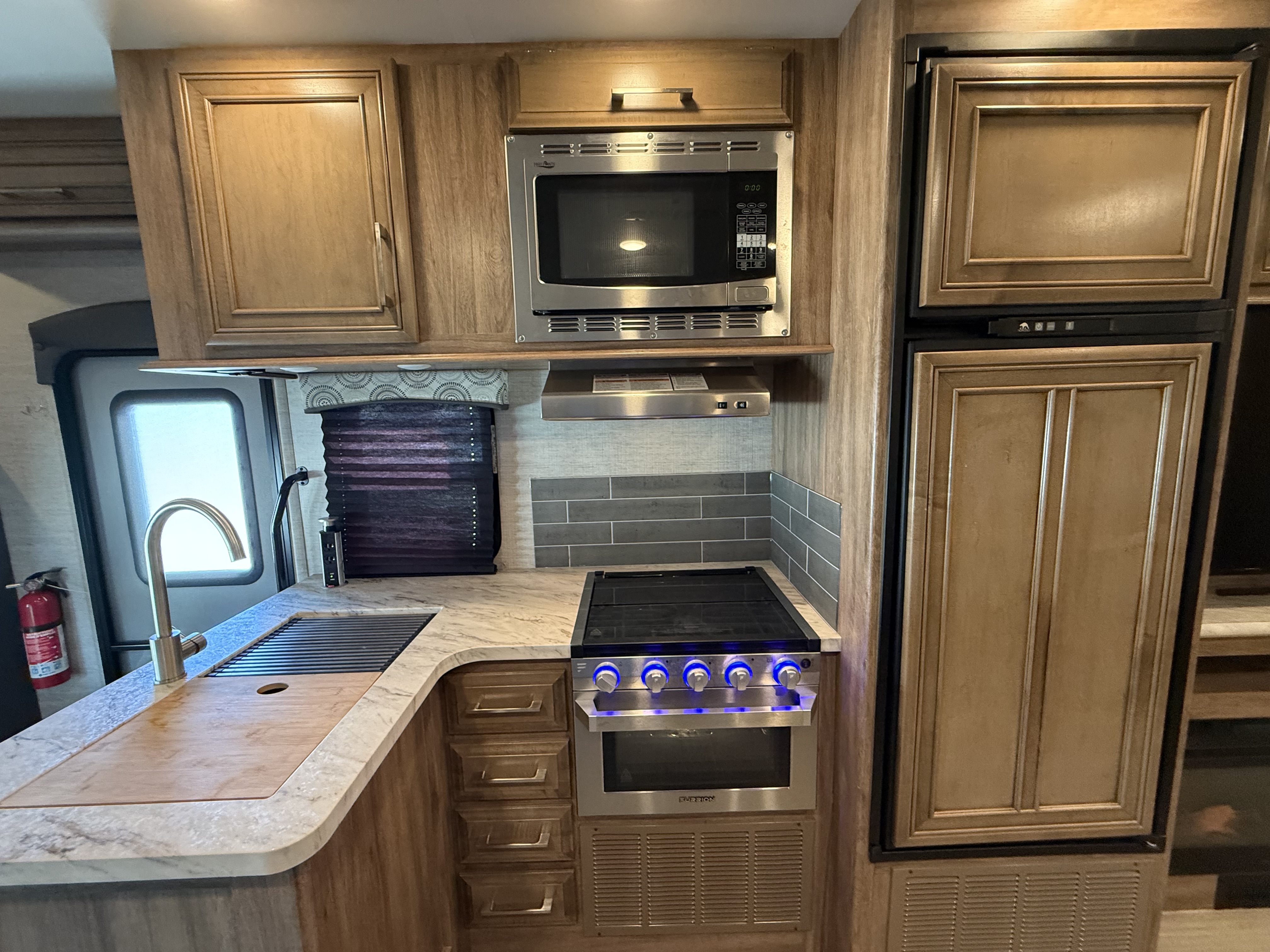 2021 Entegra Coach Odyssey 30Z - Image 15