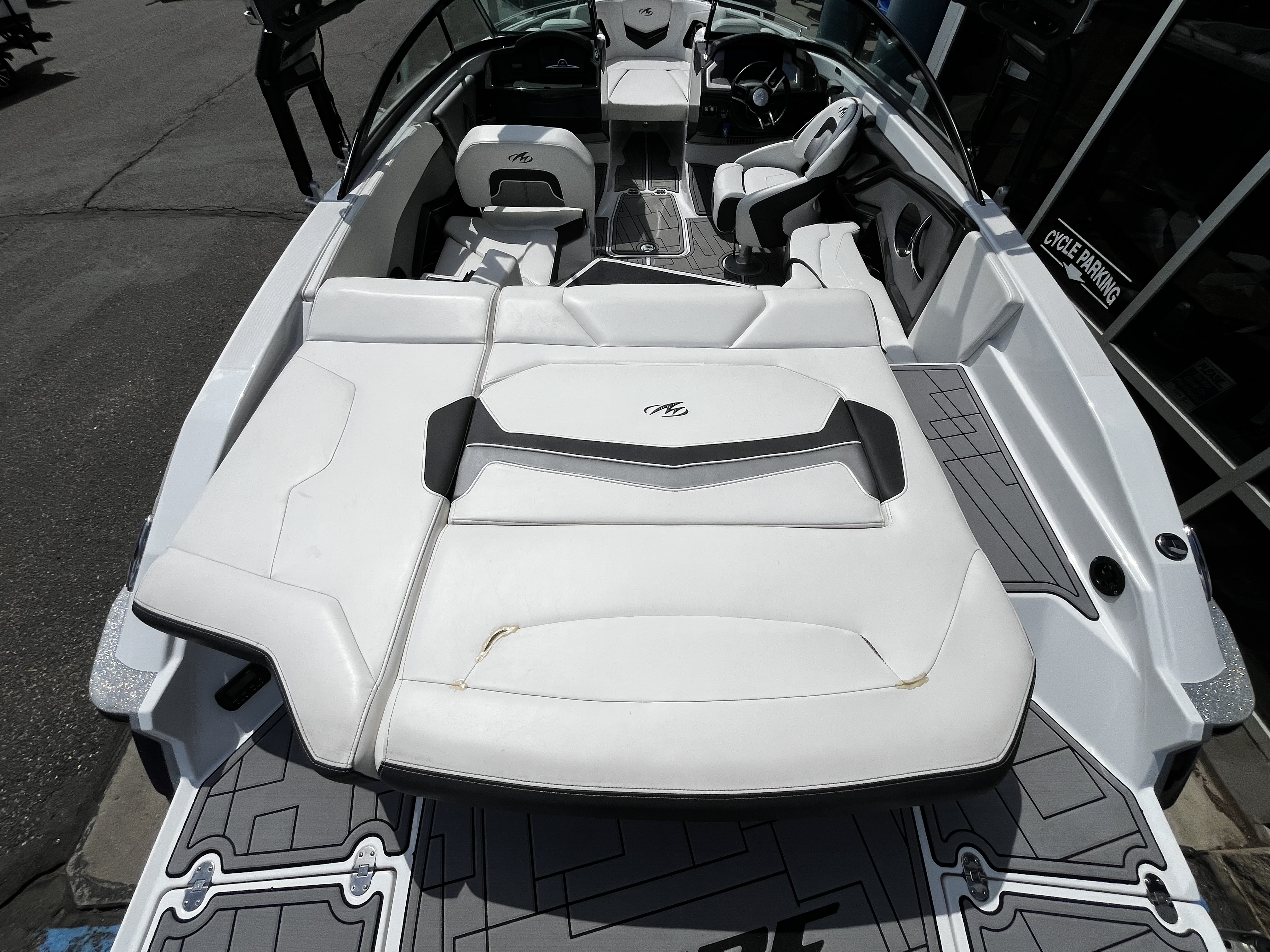 2018 Monterey 238SS - Image 15