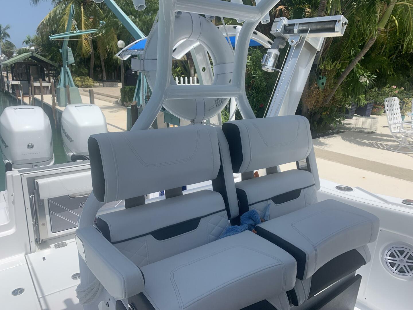 2023 Blackfin 302CC - Image 6