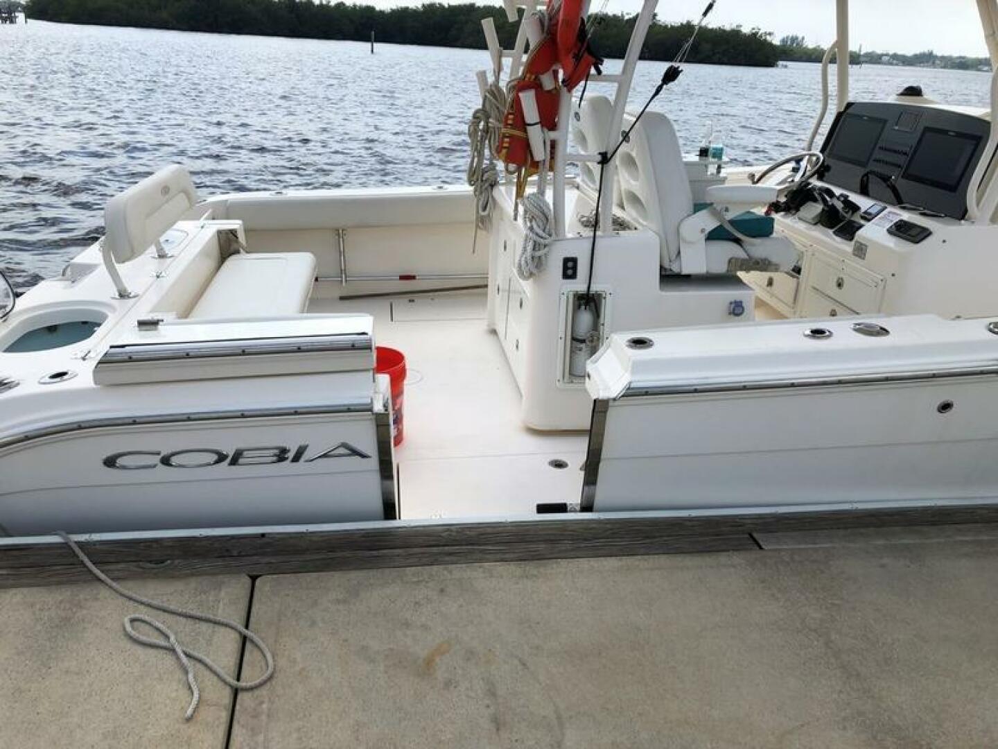 2015 Cobia 344 Center Console - Image 2