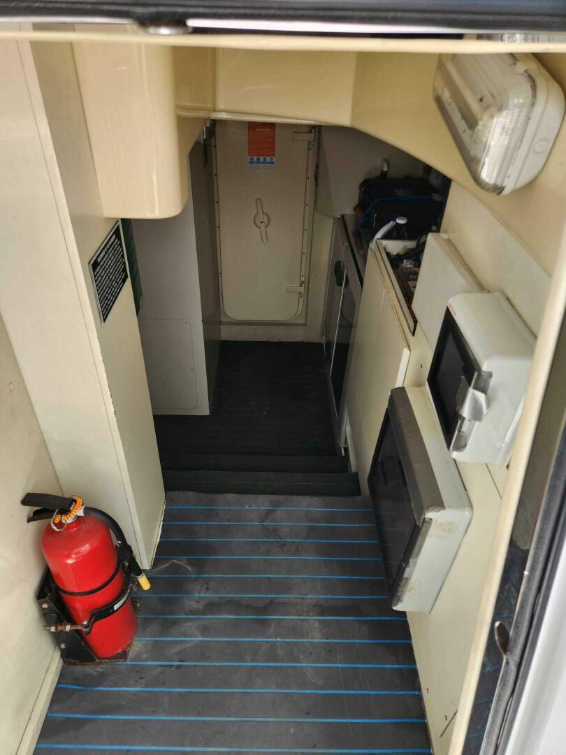 2014 Azimut Flybridge - Image 106
