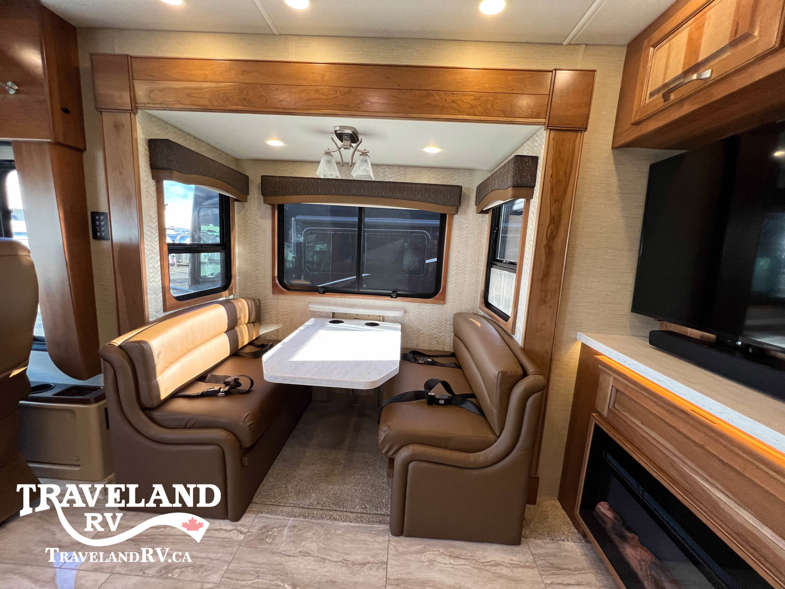 2019 Entegra Coach Insignia 37MB - Image 37