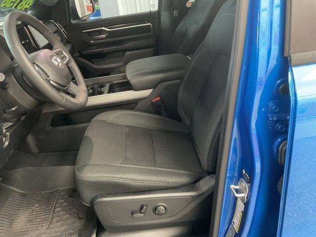2026 Ram 1500 Big Horn 4x4 Crew Cab 5'7" Box - Image 19