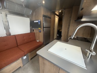 2026 AIRSTREAM TRADE WIND 25FBT - Image 9