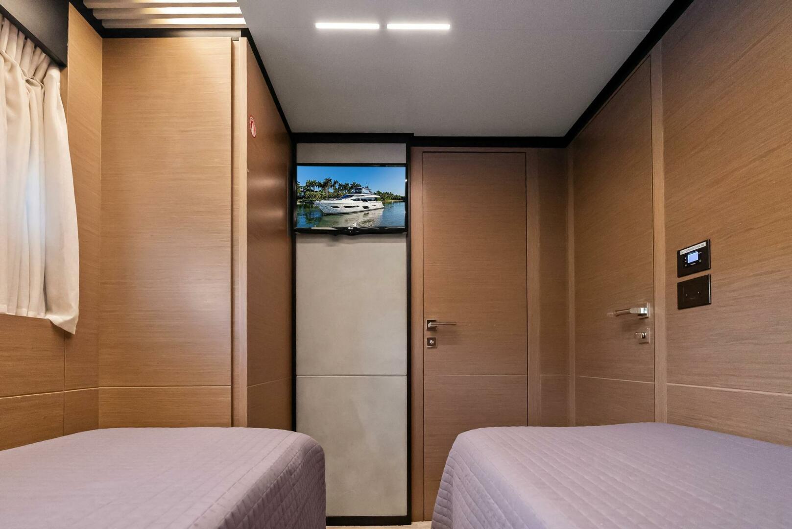 2019 Ferretti Yachts Ferretti Yachts Ferretti 780 Base - Image 51