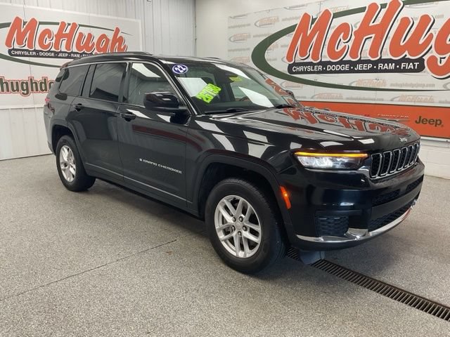 2022 Jeep Grand Cherokee L Utility 4D Laredo 4WD - Image 3