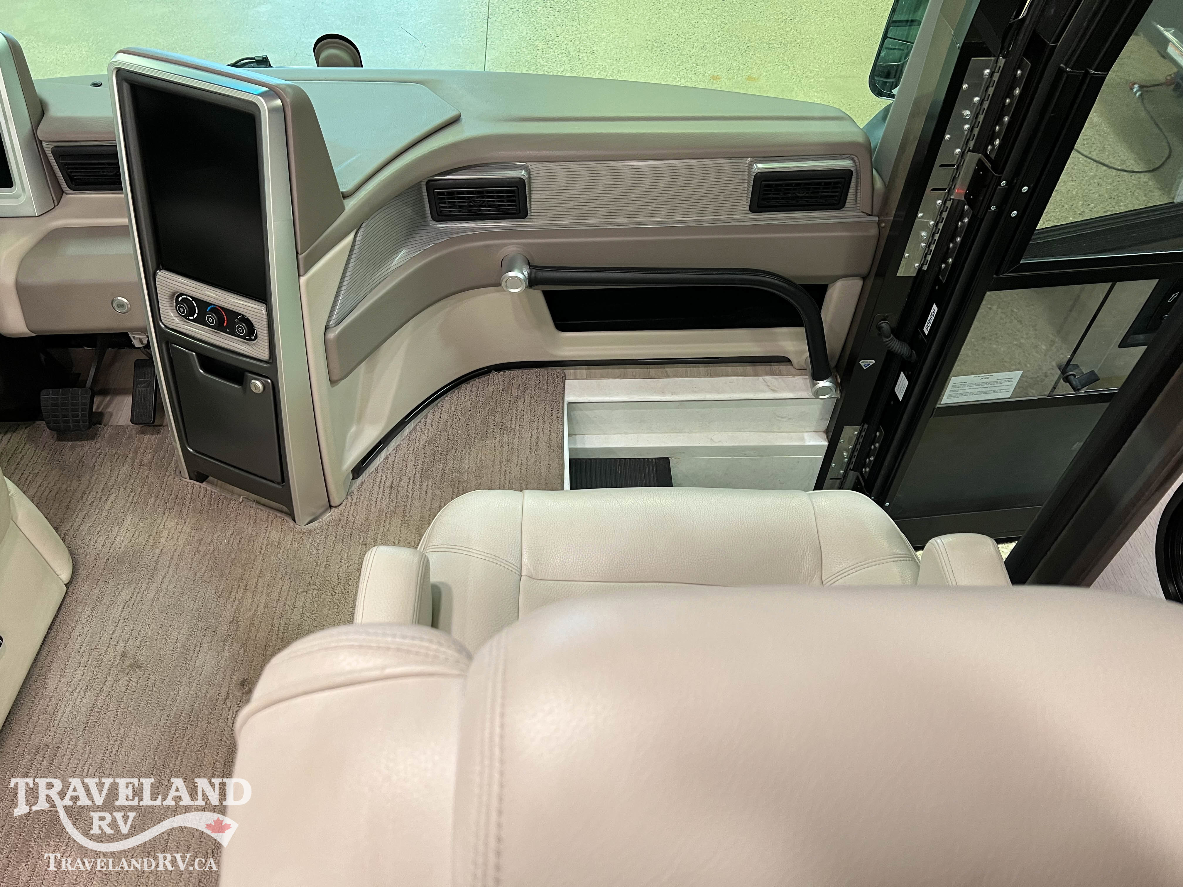 2023 Entegra Coach Aspire 44W - Image 10