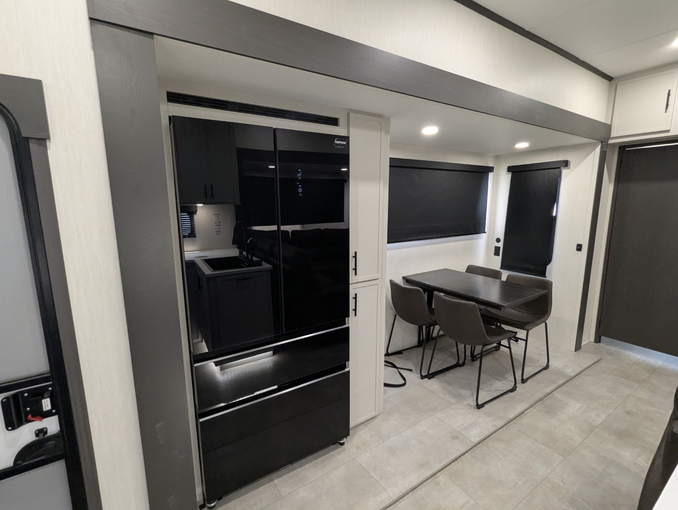 2026 Forest River CRUSADER 2SUITE - Image 21