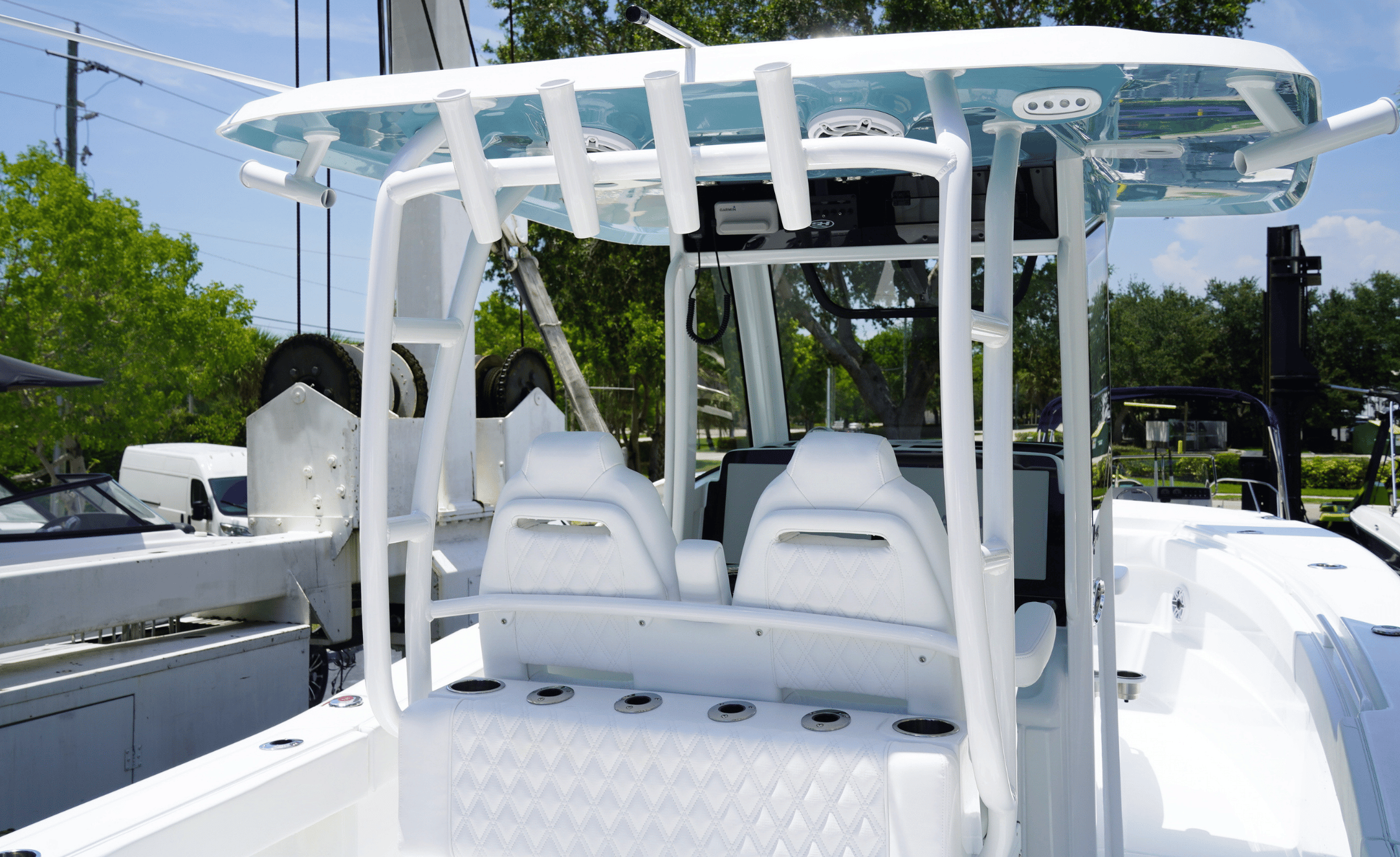 2027 SEA HUNT GAMEFISH 28CB - Image 12