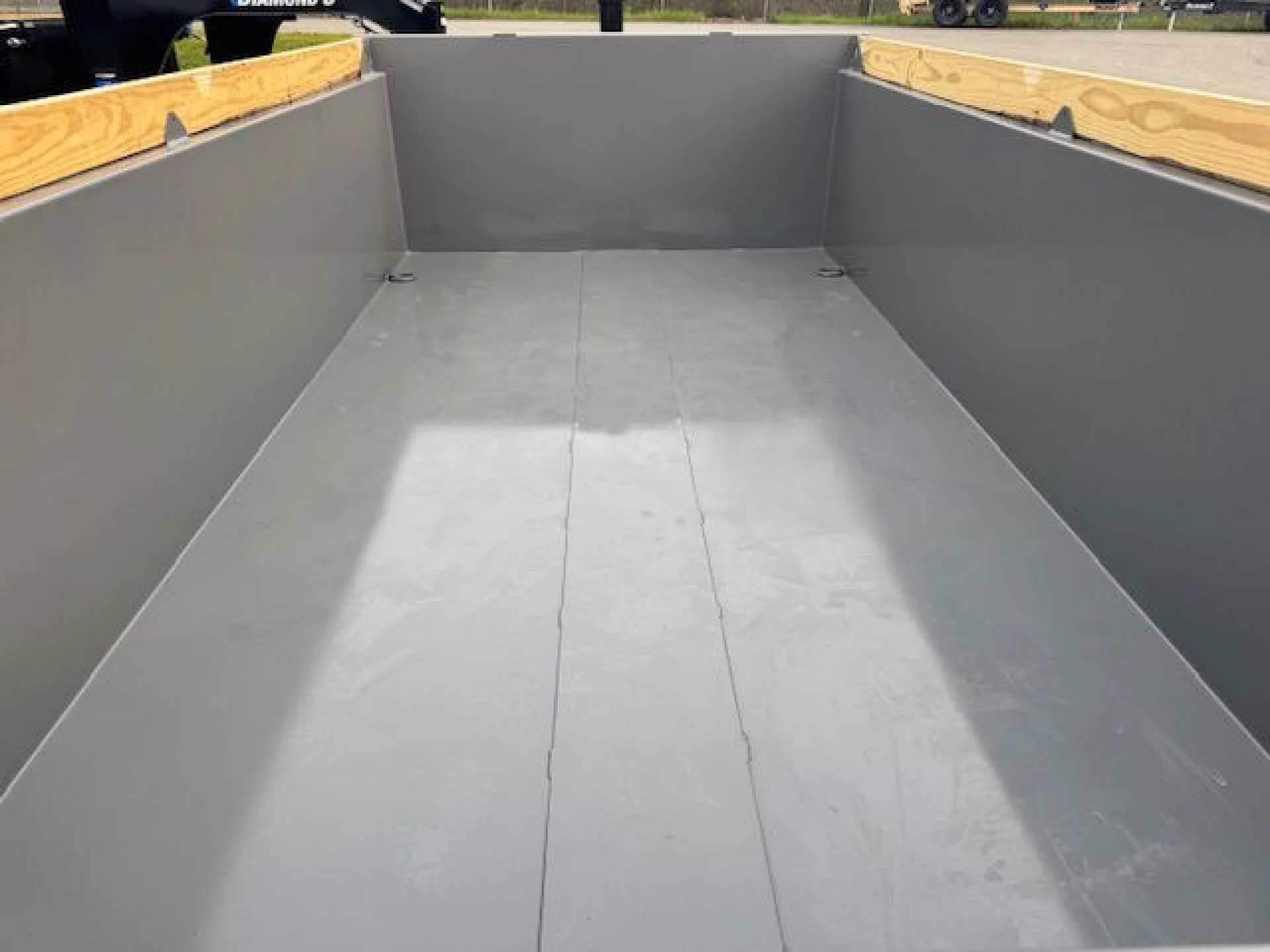 2026 DIAMOND C TRAILERS DIAMOND C LPT 207 HEAVY DUTY 14X82 32 SIDES - Image 9