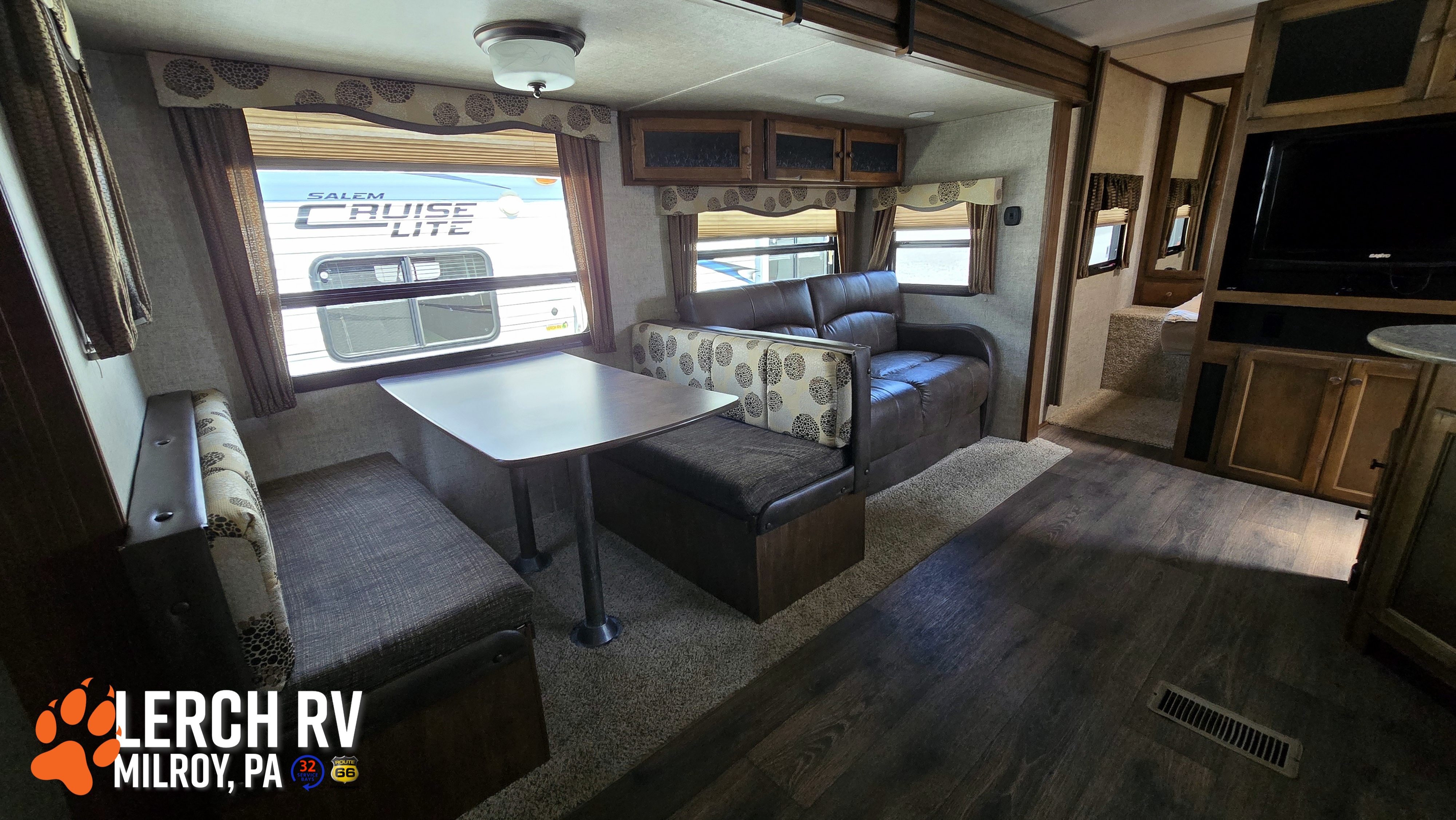 2016 KEYSTONE SPRINTER CAMPFIRE 28BH - Image 13