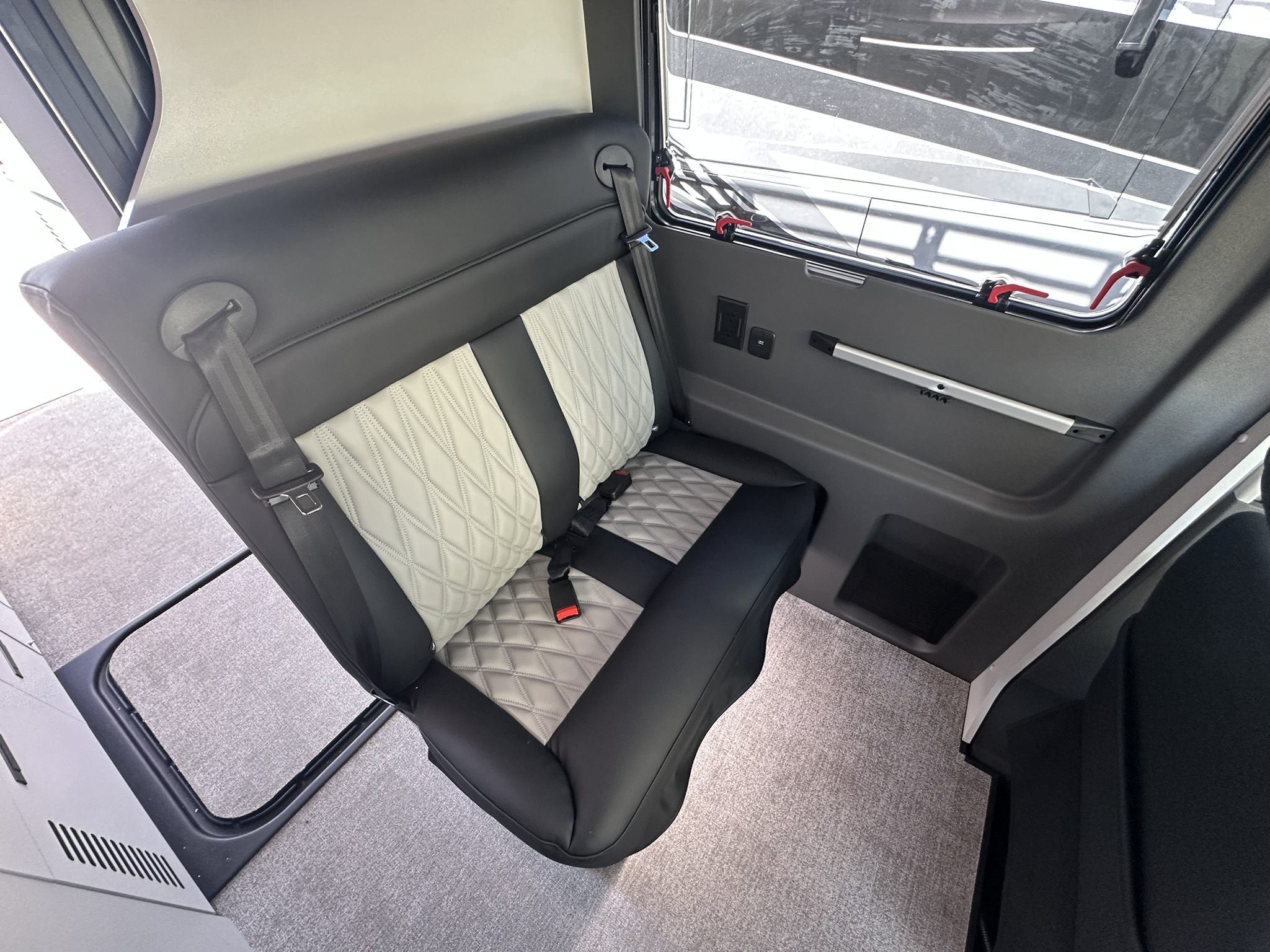 2026 GRAND DESIGN LINEAGE SERIESVT LVT1 - Image 38