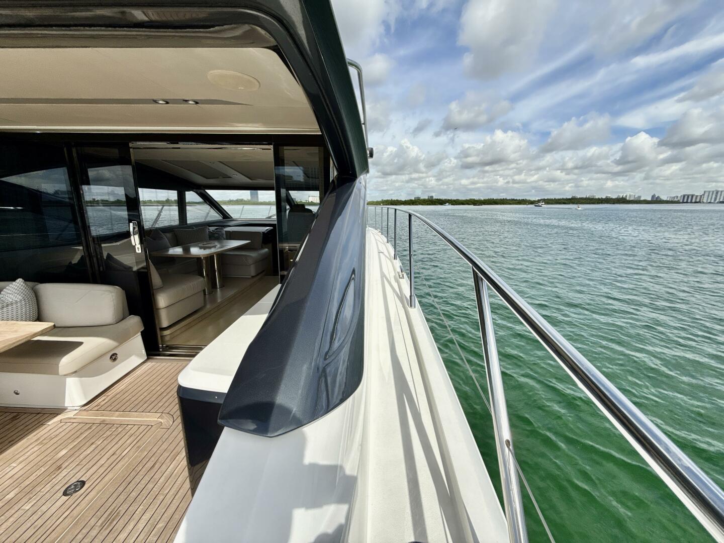 2017 Princess V58 - Image 54