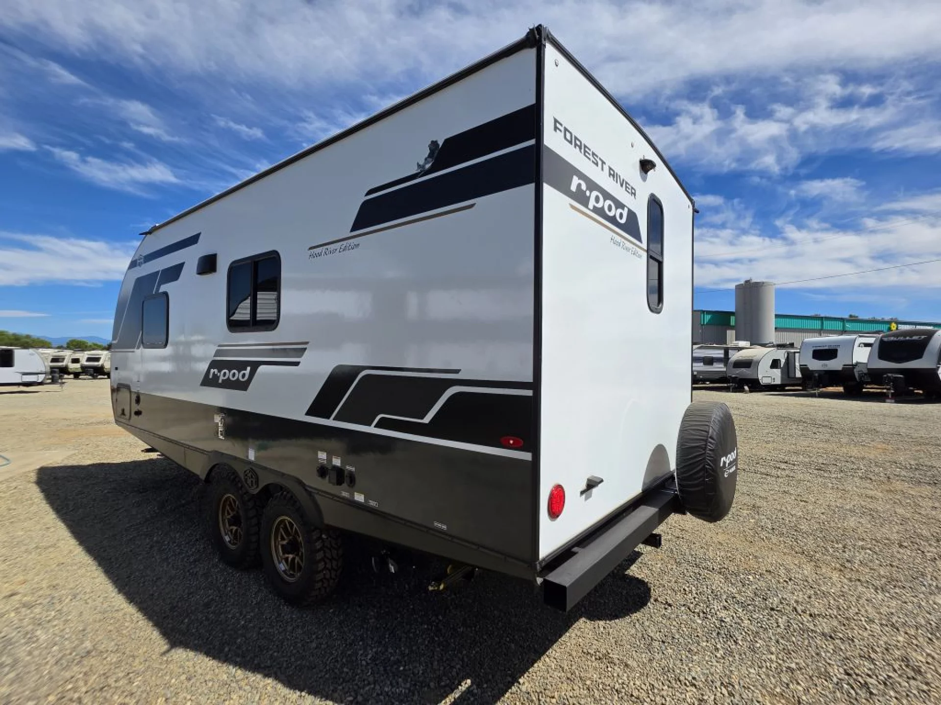 2027 FOREST RIVER R-POD RP197 - Image 5