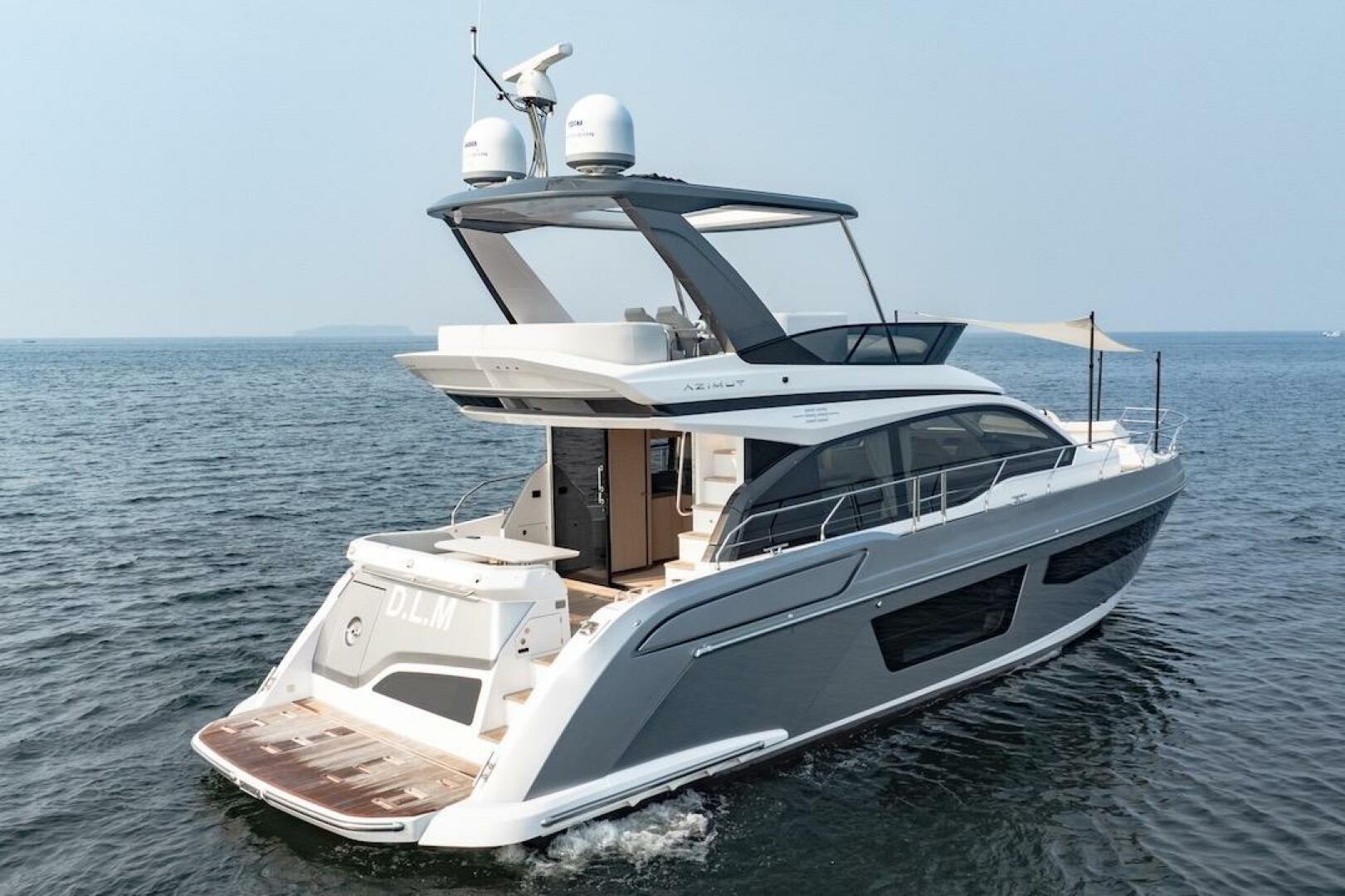 2023 Azimut Fly 53 - Image 12
