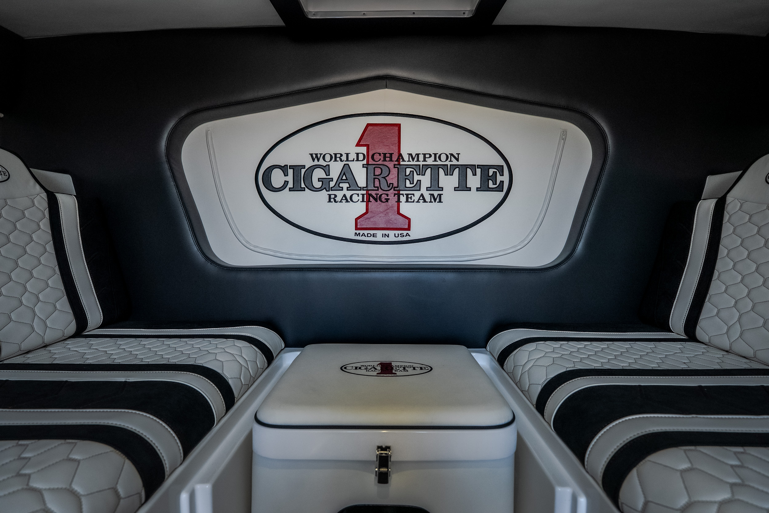 2023 Cigarette 515 - Image 55