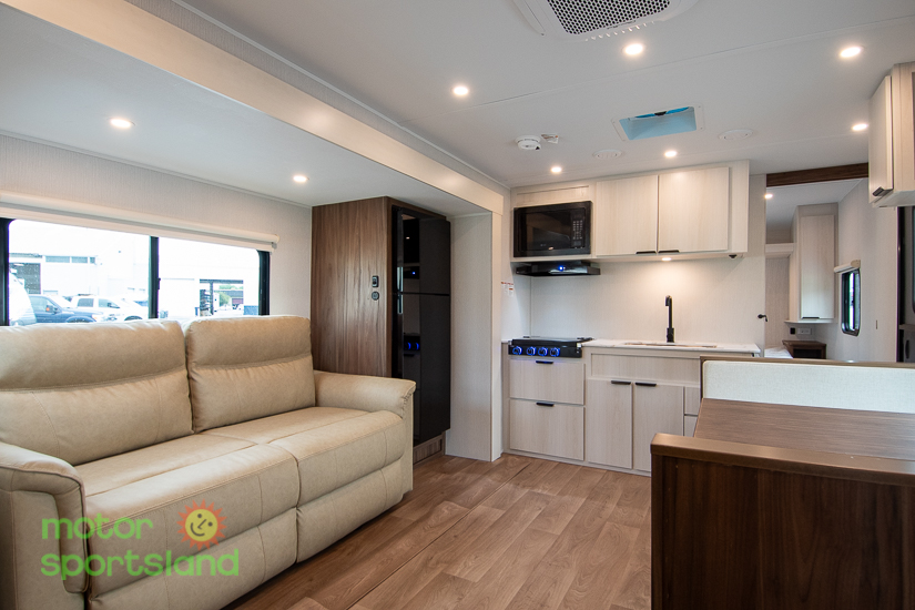 2026 Winnebago Access 25BH - Image 43