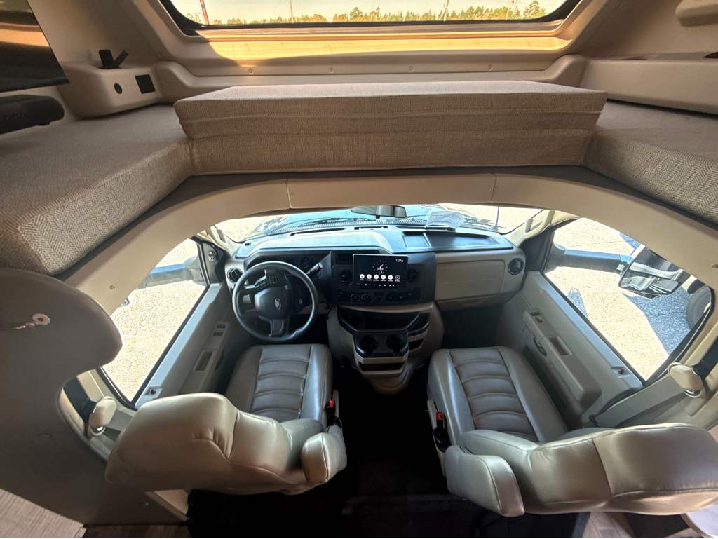 2025 ENTEGRA COACH ESTEEM 31F - Image 32