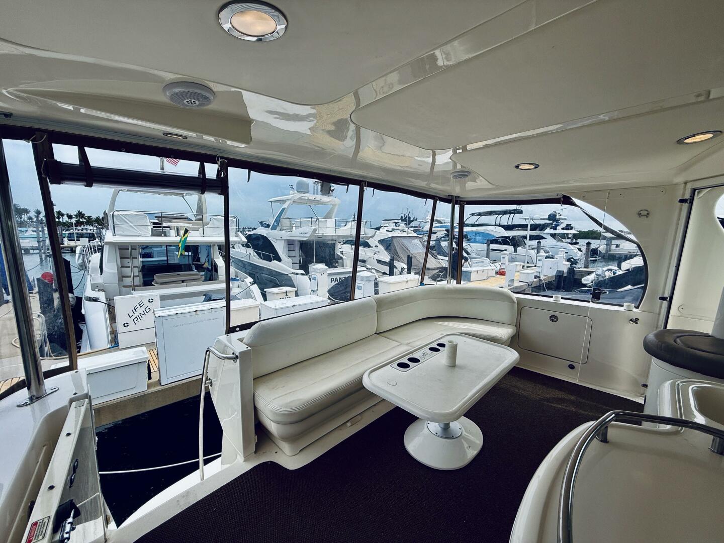2003 Sea Ray 480 Motor Yacht - Image 16